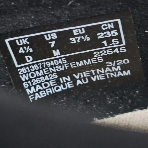 Clarks Women’s Ashland Joy Leather Slip-On Loafers Black Comfort Shoes Size 7M - Picture 14 of 14